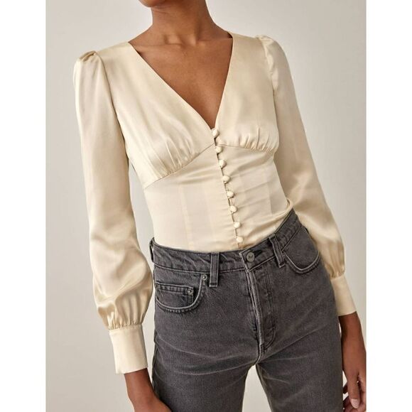 House Of Harlow Ivory Velvet
Open-Back Botton Plunge Crop Top S - Picture 11 of 11